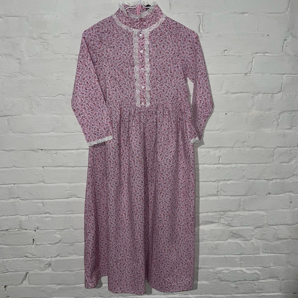 Scarlet Darkness Prairie Dress & Bonnet 8/9 yrs